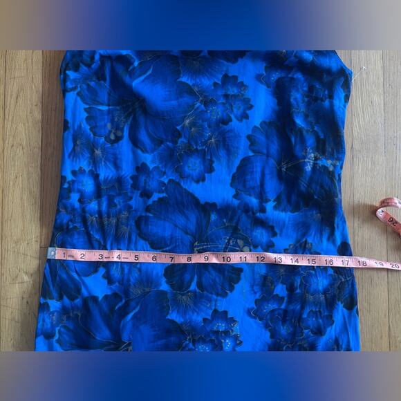 60s Vintage Navy Blue Hawaiian Wiggle Dress w Hibiscus Flowers and Gold Details - Picture 5 of 6